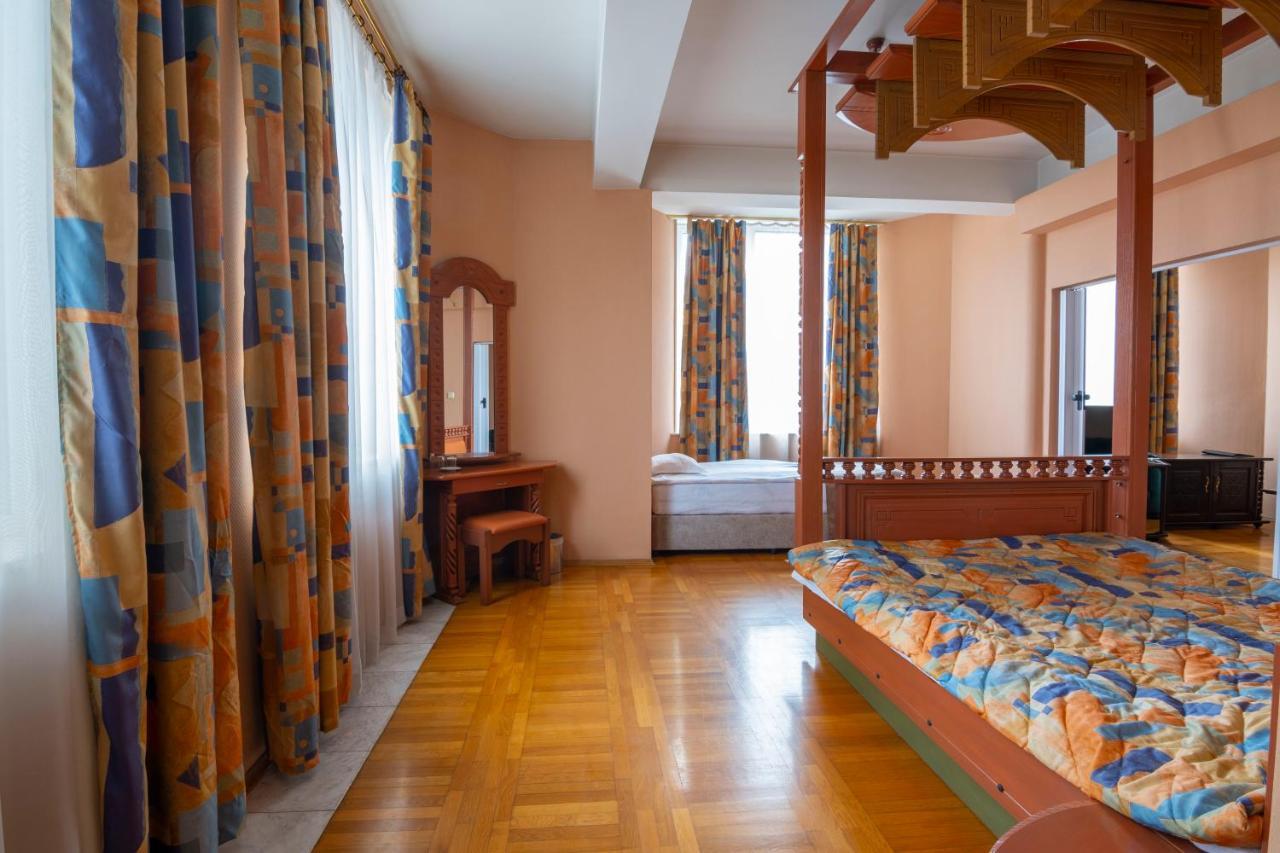 Hotel Slaviani Dimitrowgrad Zewnętrze zdjęcie